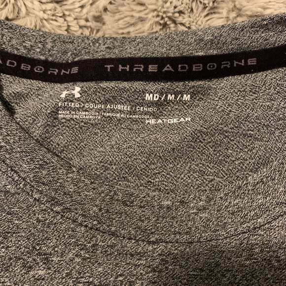 Men’s grey athletic under armour shirt medium - Picture 2 of 6